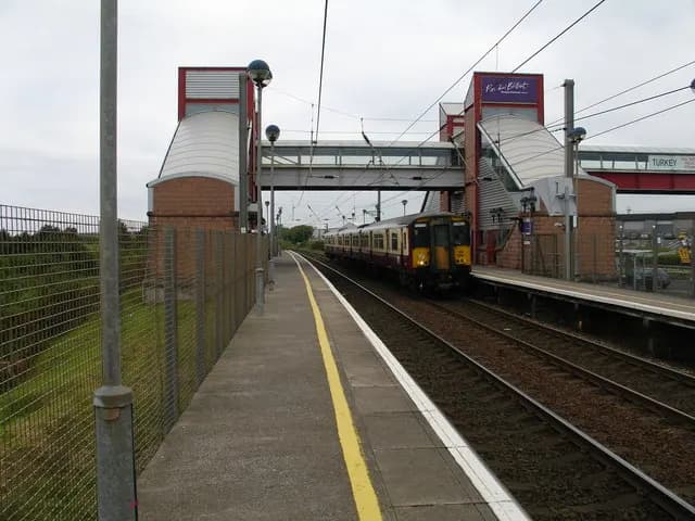 Prestwick International Airport railway station platforms