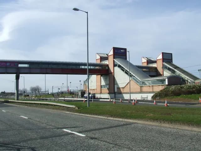 Prestwick International Airport station signage and platforms