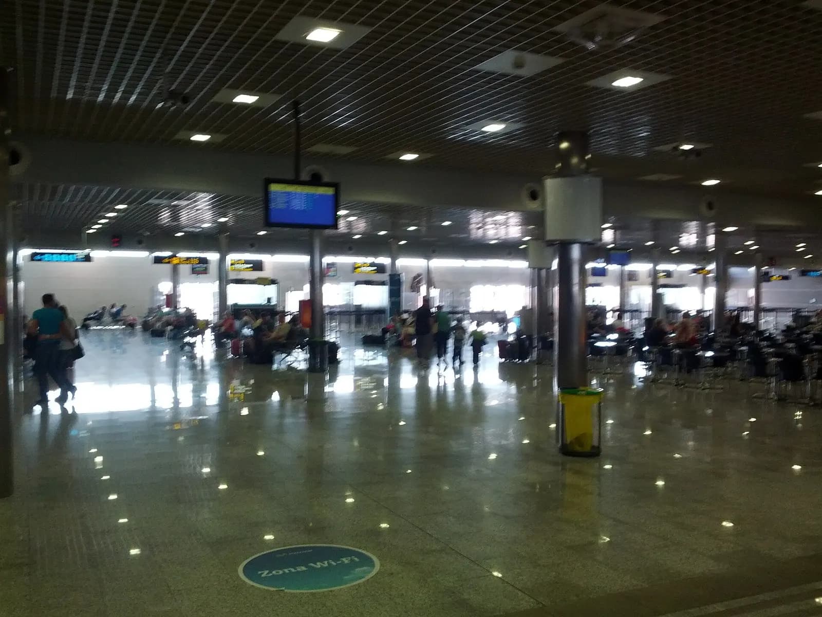 Reus Airport departure gates