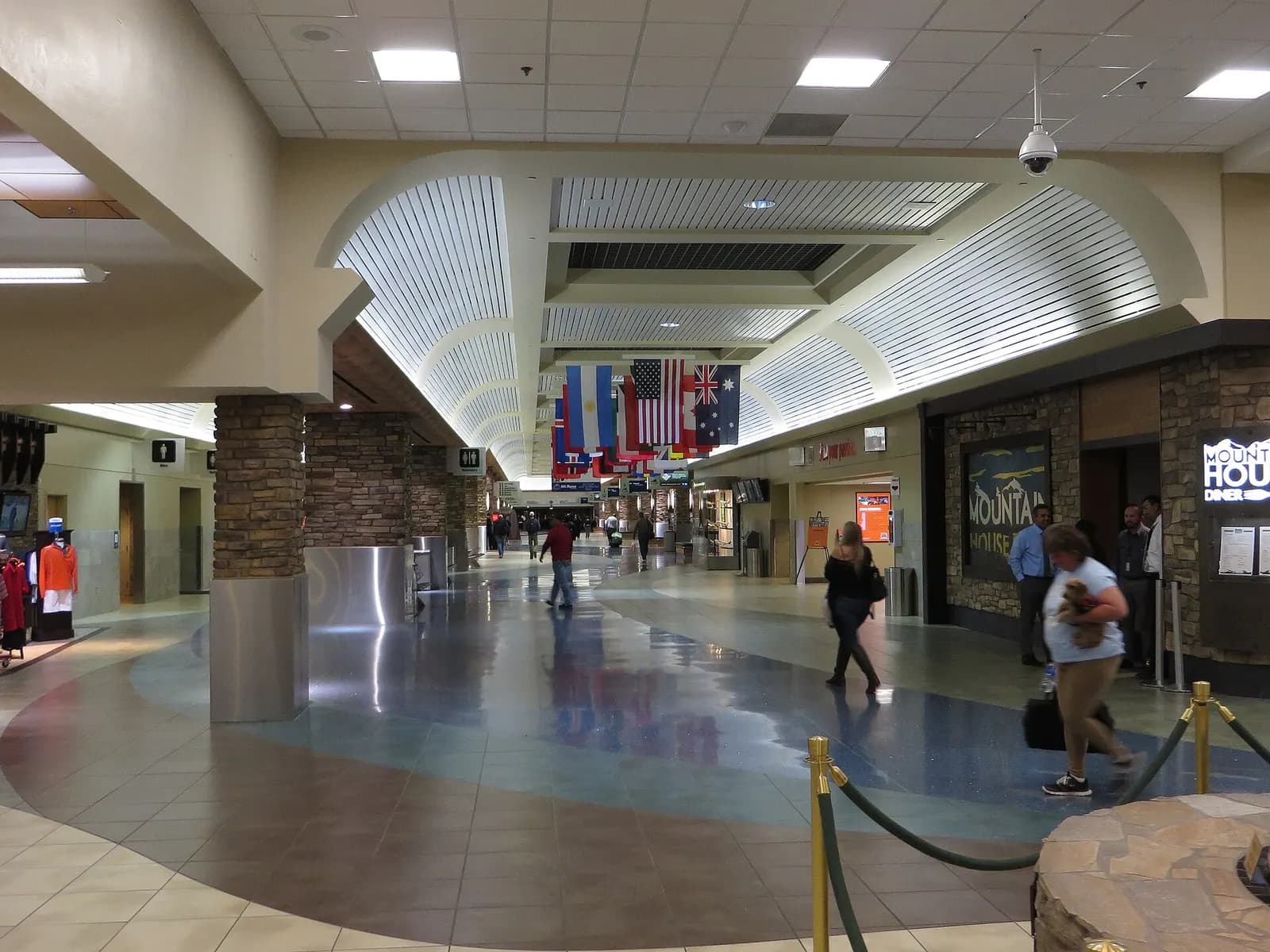 2014 corridor at Reno-Tahoe International Airport with the former Mountain House Diner