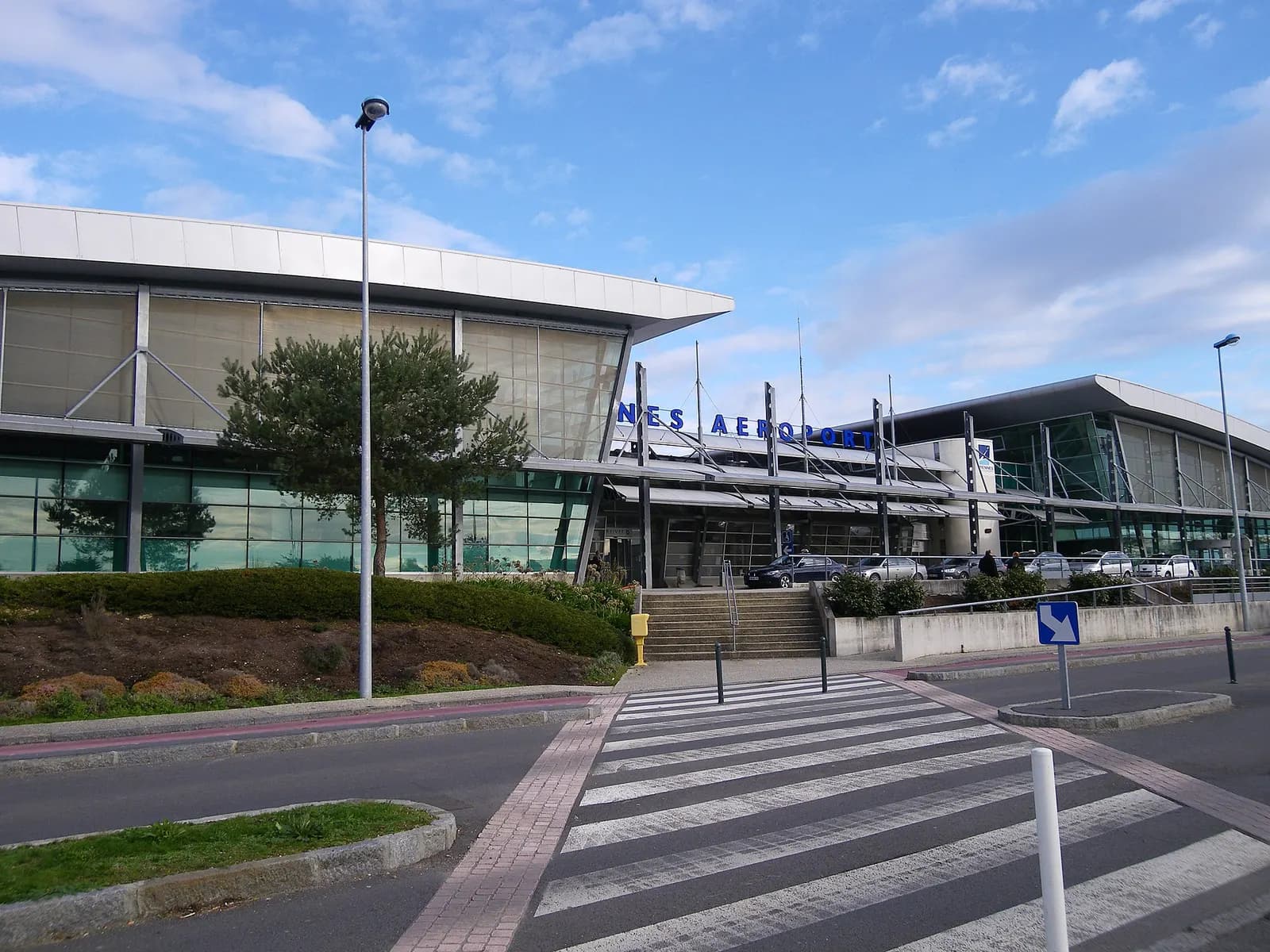 l'aeroport de rennes st jacques