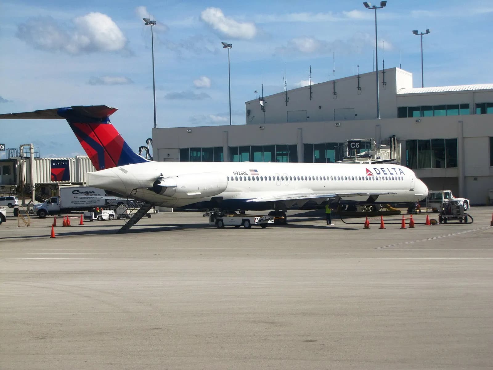 Delta Air Lines McDonnell Douglas MD-88 Southwest Florida International Airport
