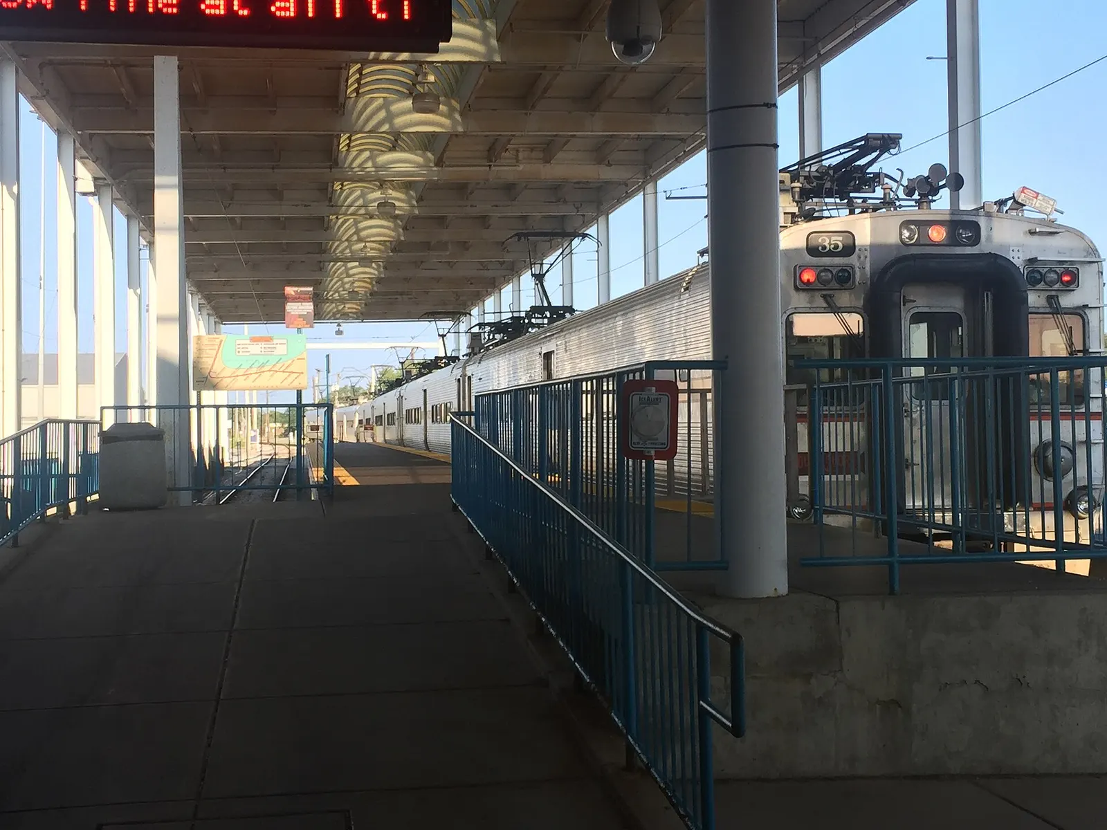 South Shore Line electric train at South Bend Airport station in August 2017