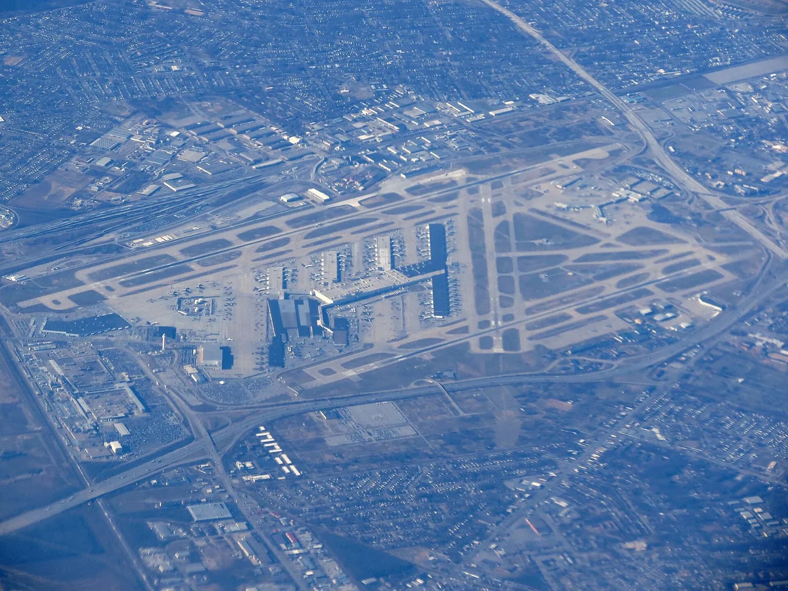 November 2012 aerial of Louisville Muhammad Ali International Airport, GPS-tagged on the field