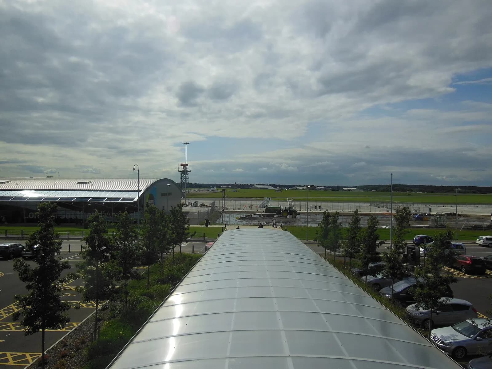 Covered walkway between Southend Airport railway station and the terminal