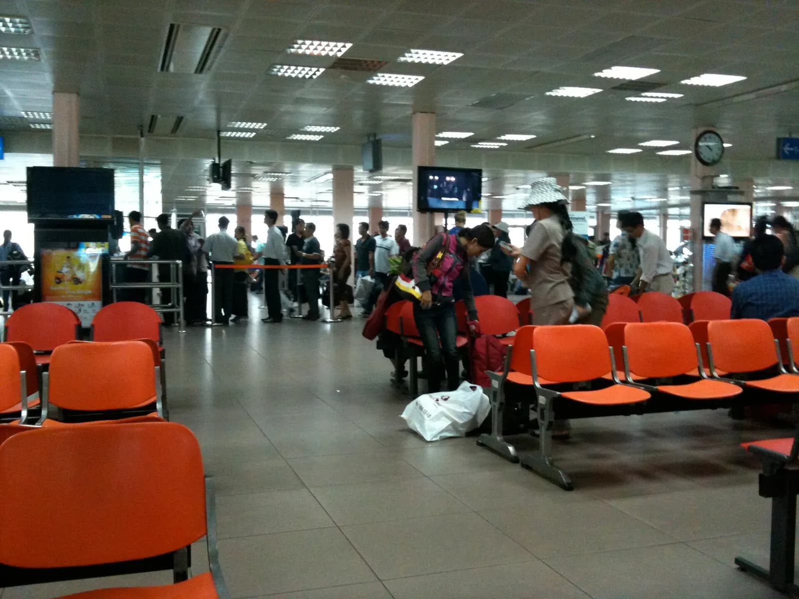 A line-up at gates 1 and 2 at the domestic terminal of Tan Son Nhat Int'l Airport, Ho Chi Minh City, Vietnam.