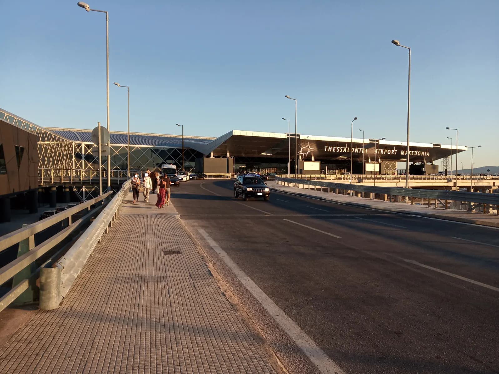 New Thessaloniki Airport 's Terminal