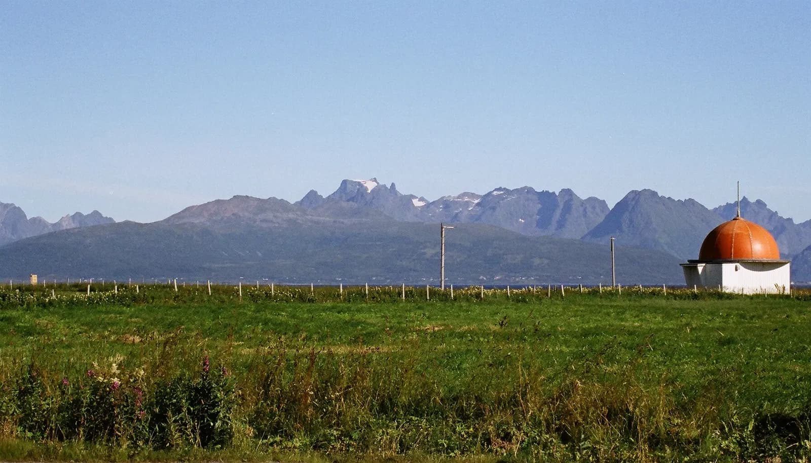 Møysalen mountain viewed from Stokmarknes Airport, Skagen