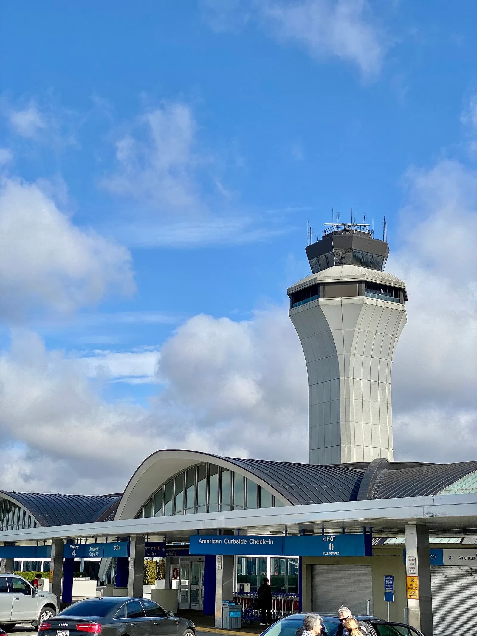 Built in 1953-1956, this Modern building was designed by Minoru Yamasaki to serve as the main airport terminal for St. Louis Lambert International Airport. The building was expanded in 1965 with a matching addition, expanding the main hall of the landslide head house of the terminal to its present s