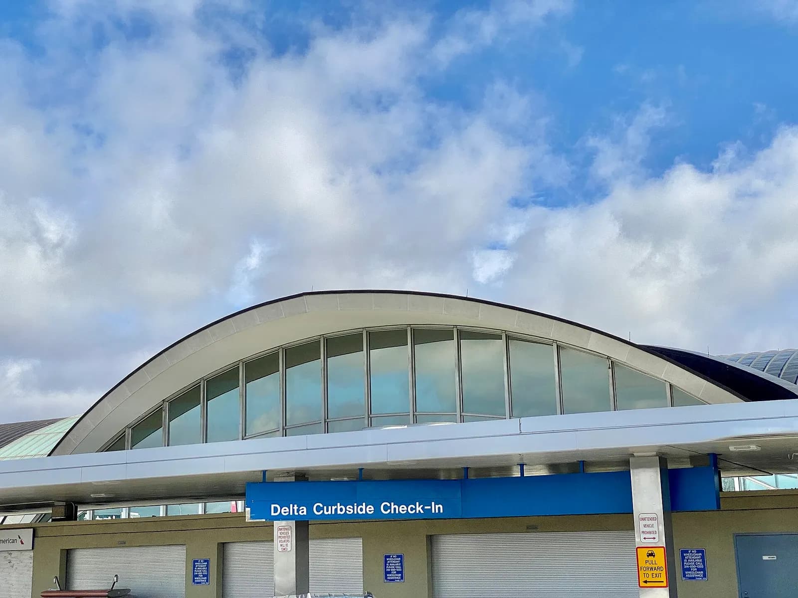 Built in 1953-1956, this Modern building was designed by Minoru Yamasaki to serve as the main airport terminal for St. Louis Lambert International Airport. The building was expanded in 1965 with a matching addition, expanding the main hall of the landslide head house of the terminal to its present s