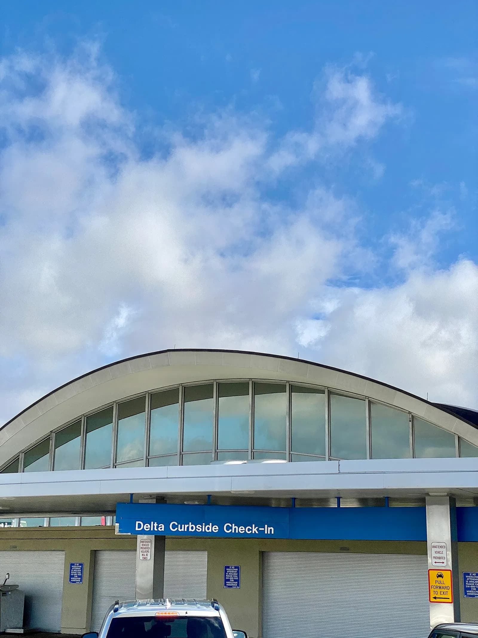 Built in 1953-1956, this Modern building was designed by Minoru Yamasaki to serve as the main airport terminal for St. Louis Lambert International Airport. The building was expanded in 1965 with a matching addition, expanding the main hall of the landslide head house of the terminal to its present s