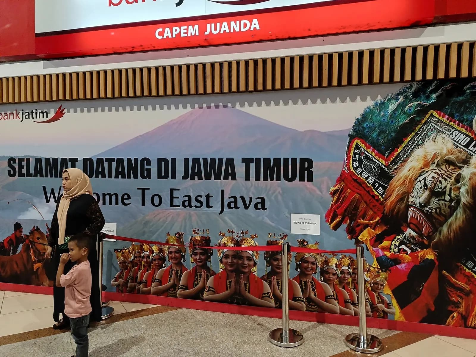 Welcome to East Java mural (Selamat Datang di Jawa Timur) inside Juanda International Airport