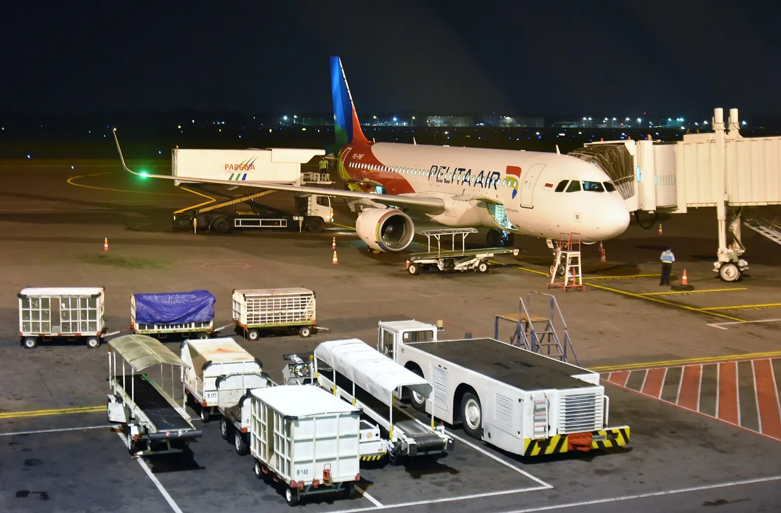 Pelita Air Airbus A320 PK-PWF overnight at Juanda International Airport Terminal 1 apron