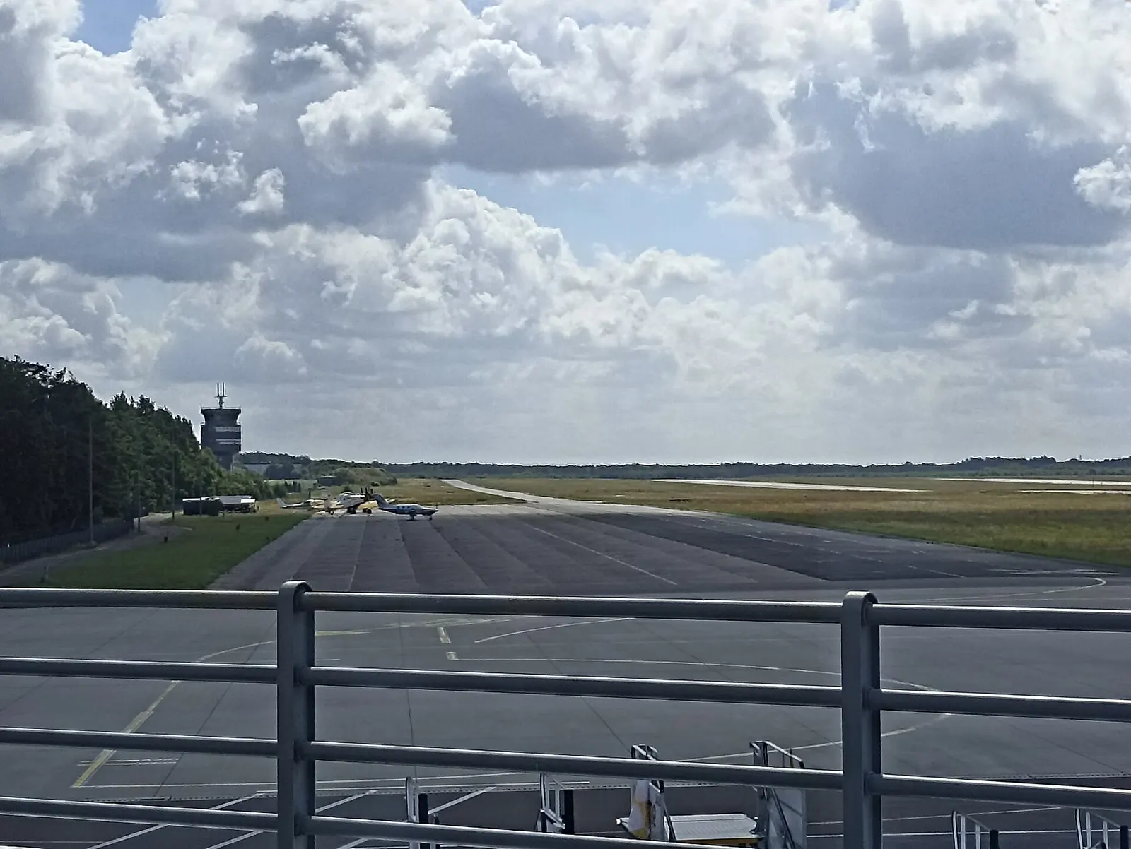 Apron and stands seen from Szczecin–Goleniów Airport