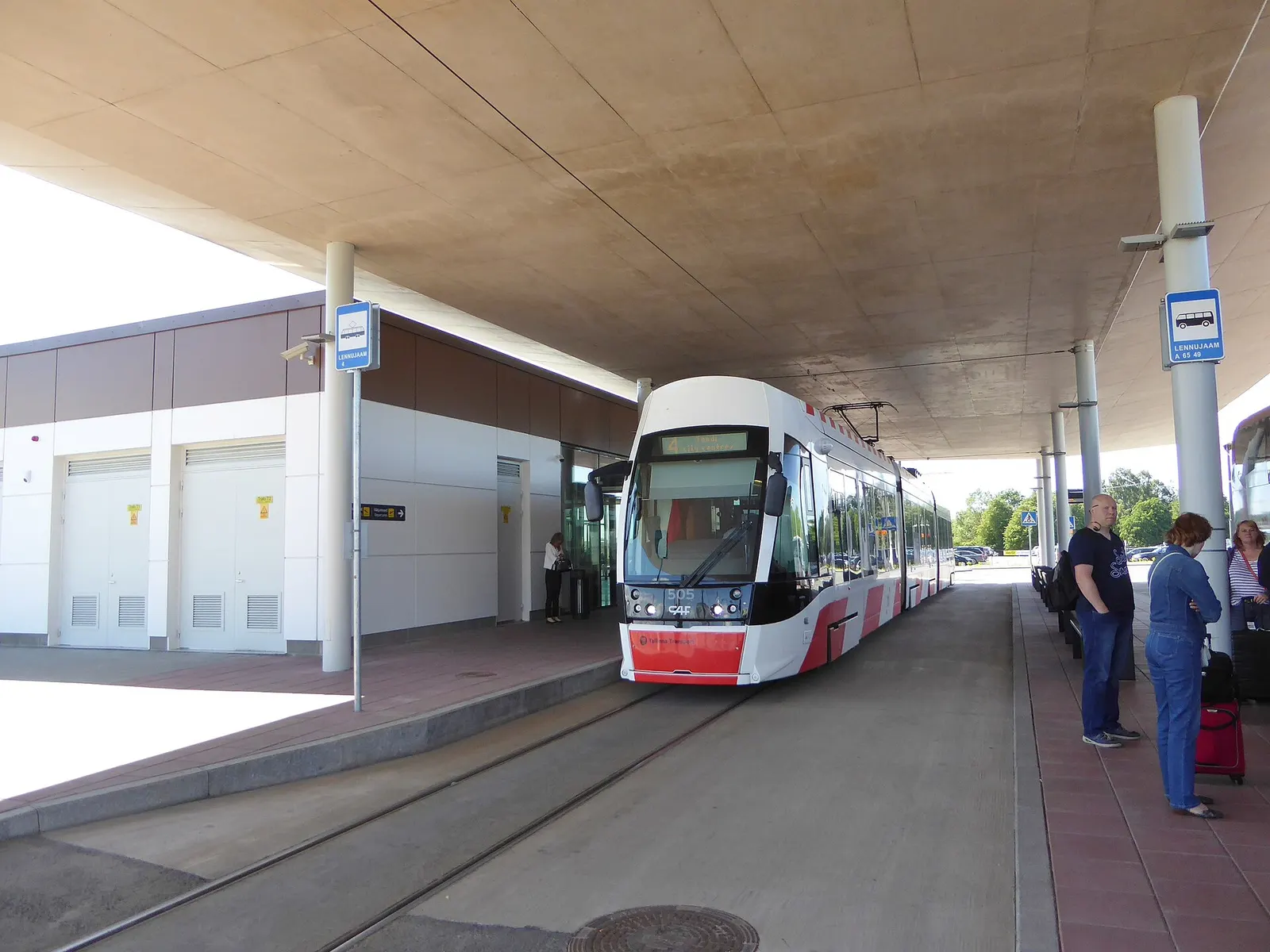 Tram waiting at Tallinn Airport Lennujaam stop