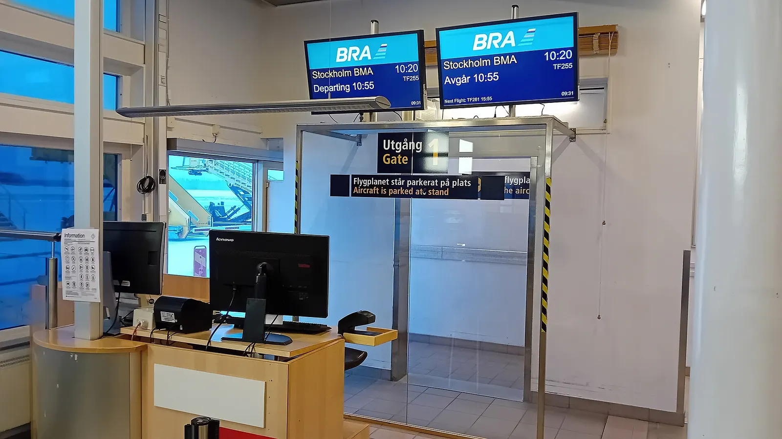 Gate na letišti v Umeå