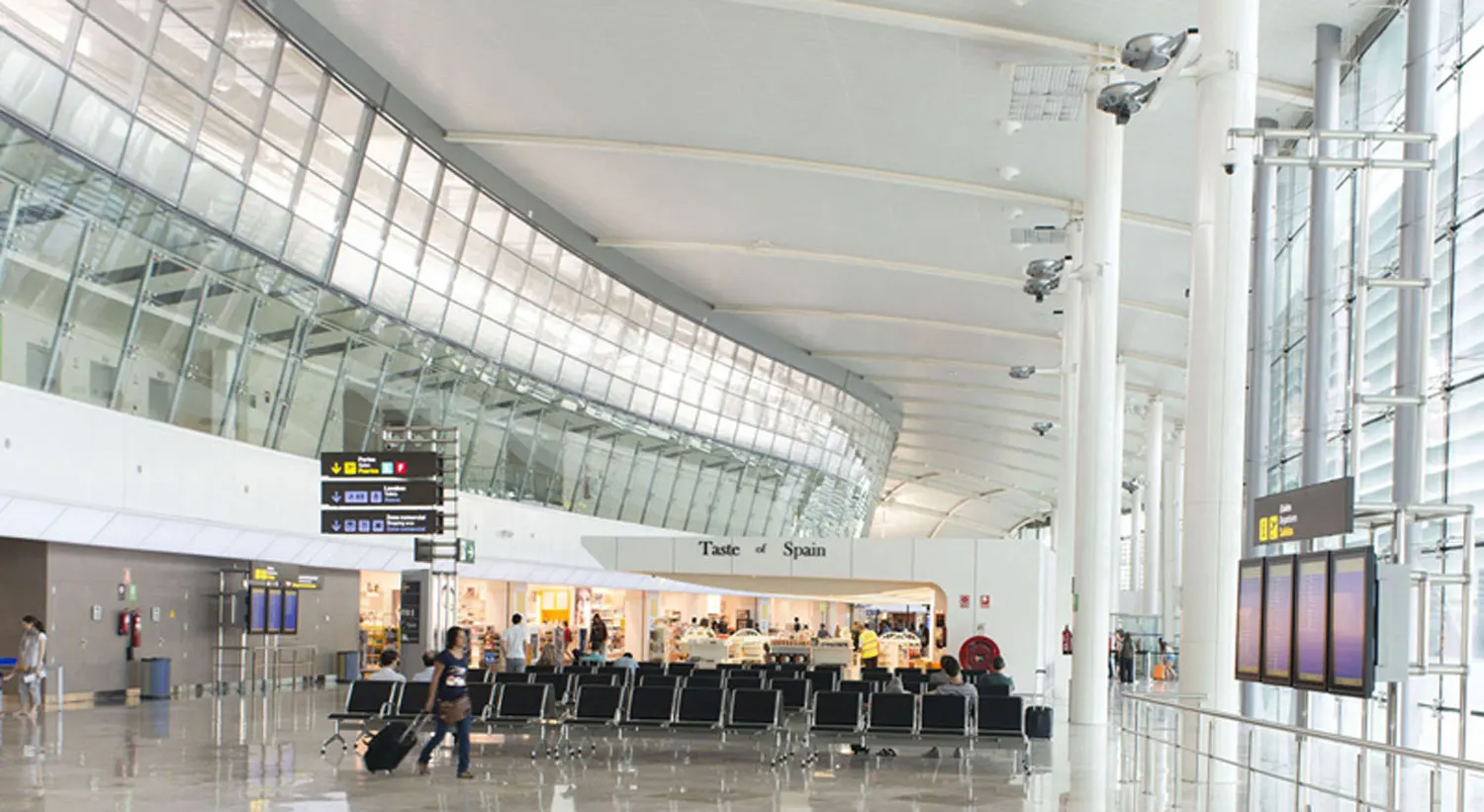 Expanded passenger terminal wing at Valencia Airport.